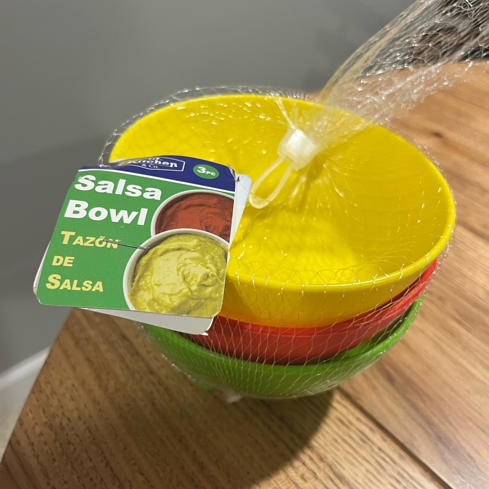 Plastic Salsa Bowls - 3 pack the length of each bowl is 5 in. by 3 in. in height